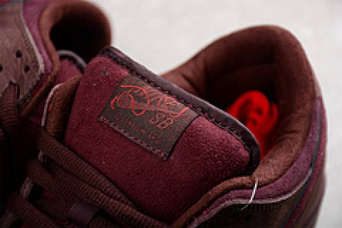 nk sb dunk low preM1vm valentine’s day fn0619-600